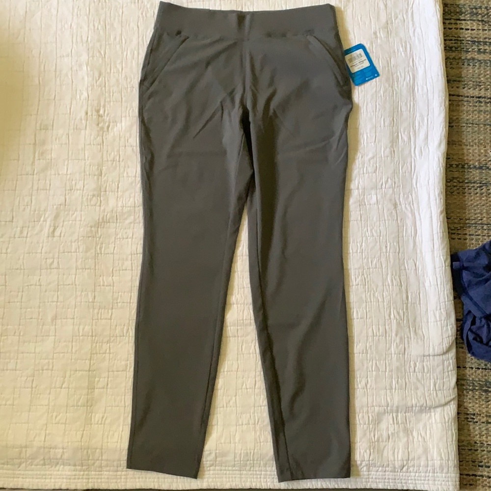 Columbia skinny leg active wear pants